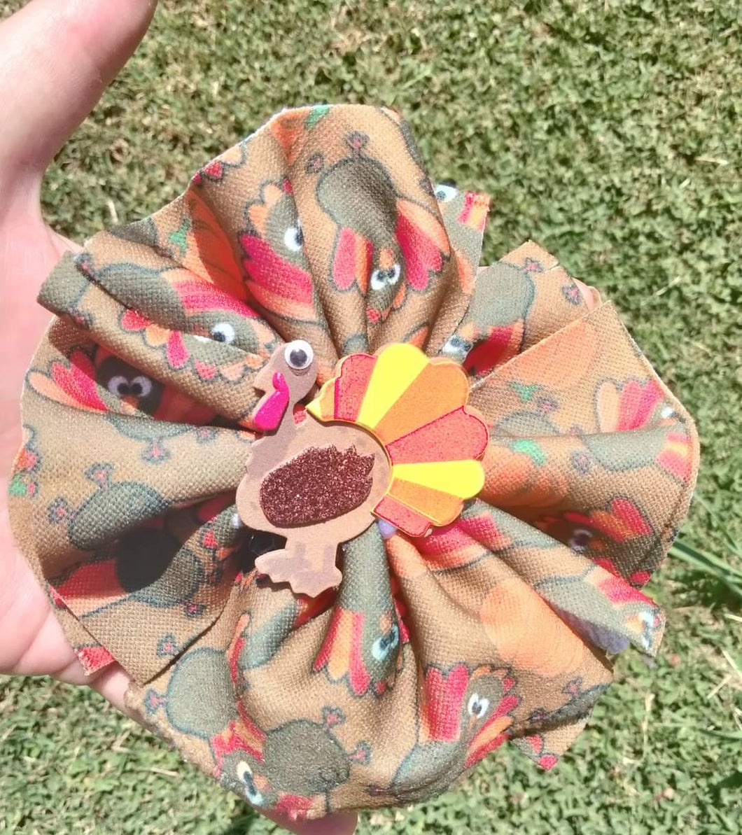 Thanksgiving shredded bow