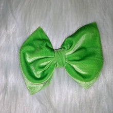 Load image into Gallery viewer, Grinch green velvet 💚
