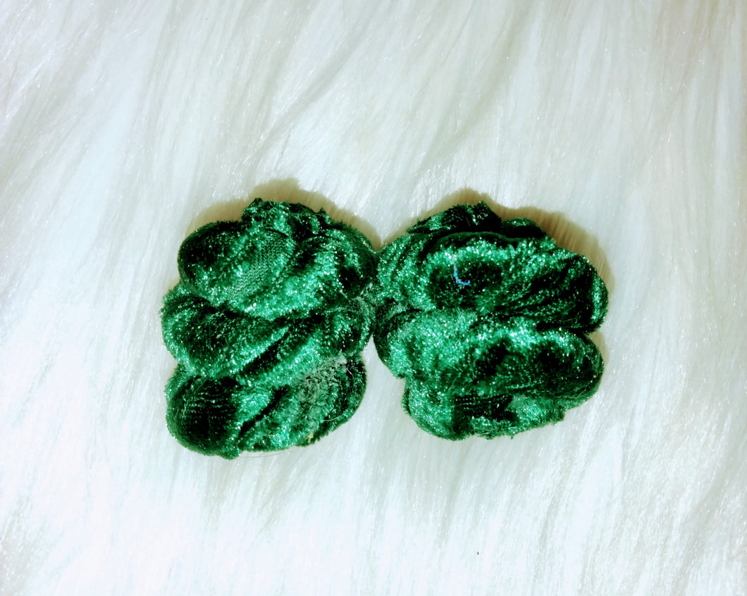 Green velvet top knot piggies