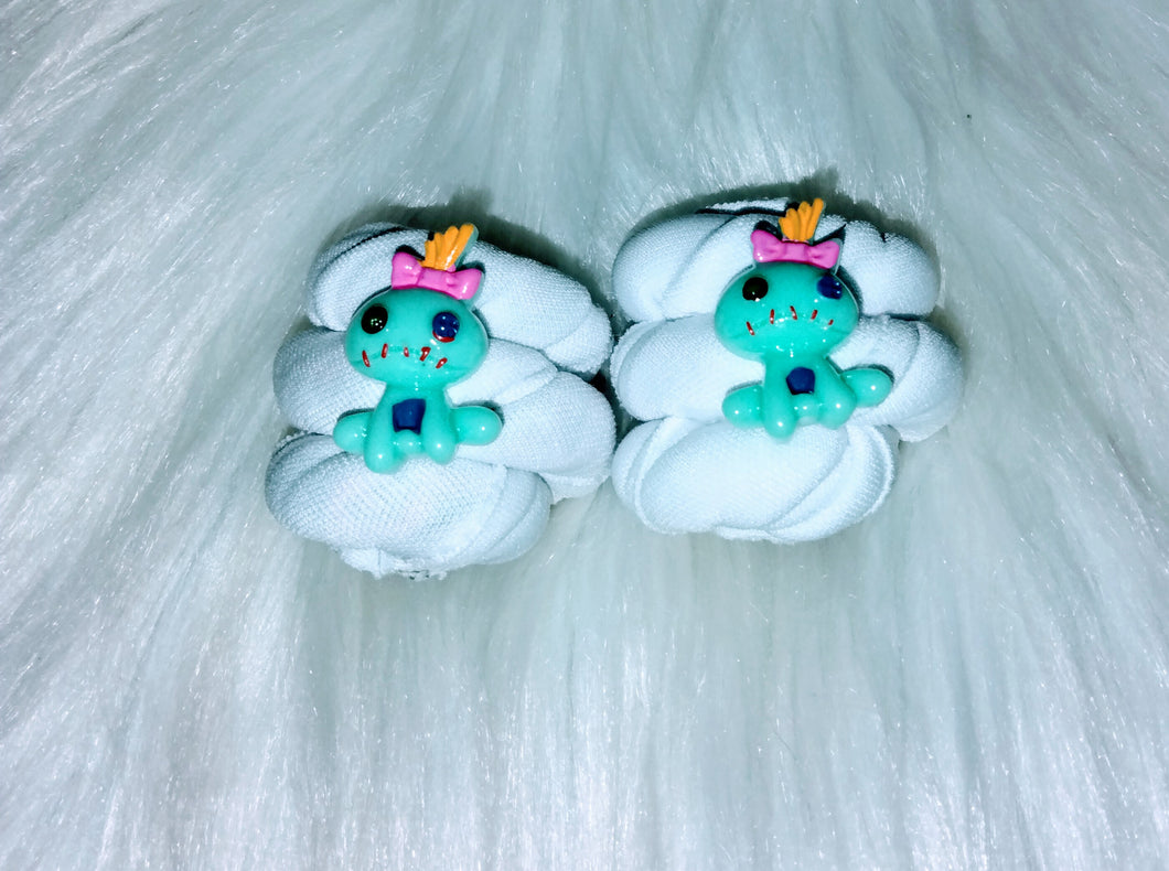 Top knot doll piggies