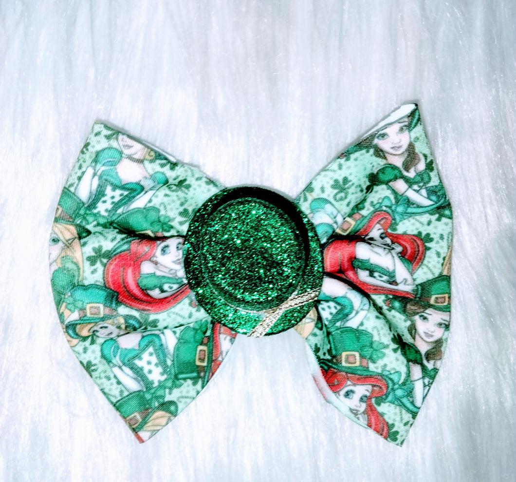 Princess st. Patty's day bow 👑