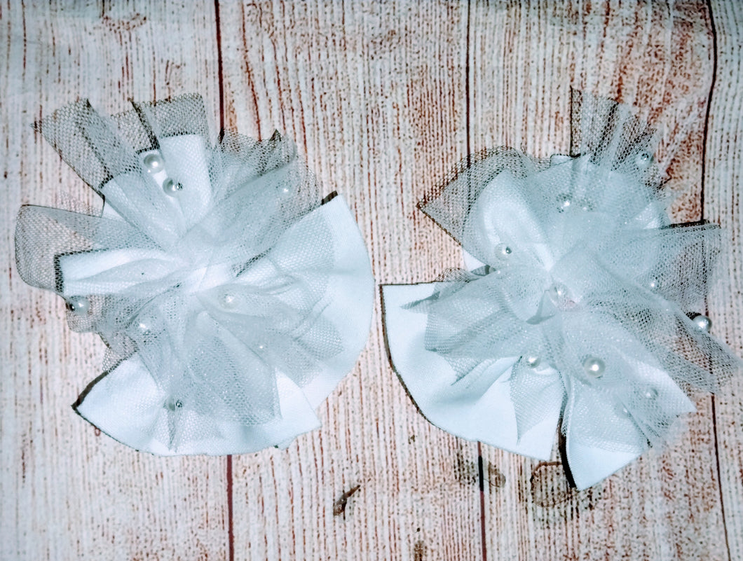 White tulle shredded piggies