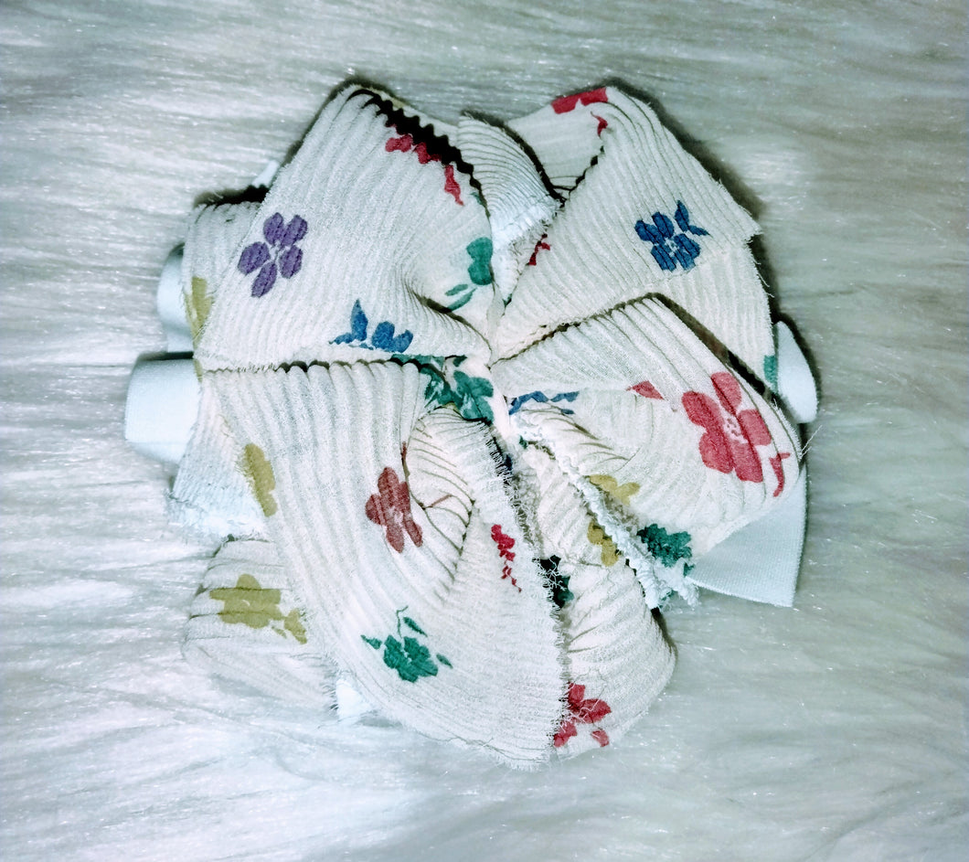 Floral shredded bow