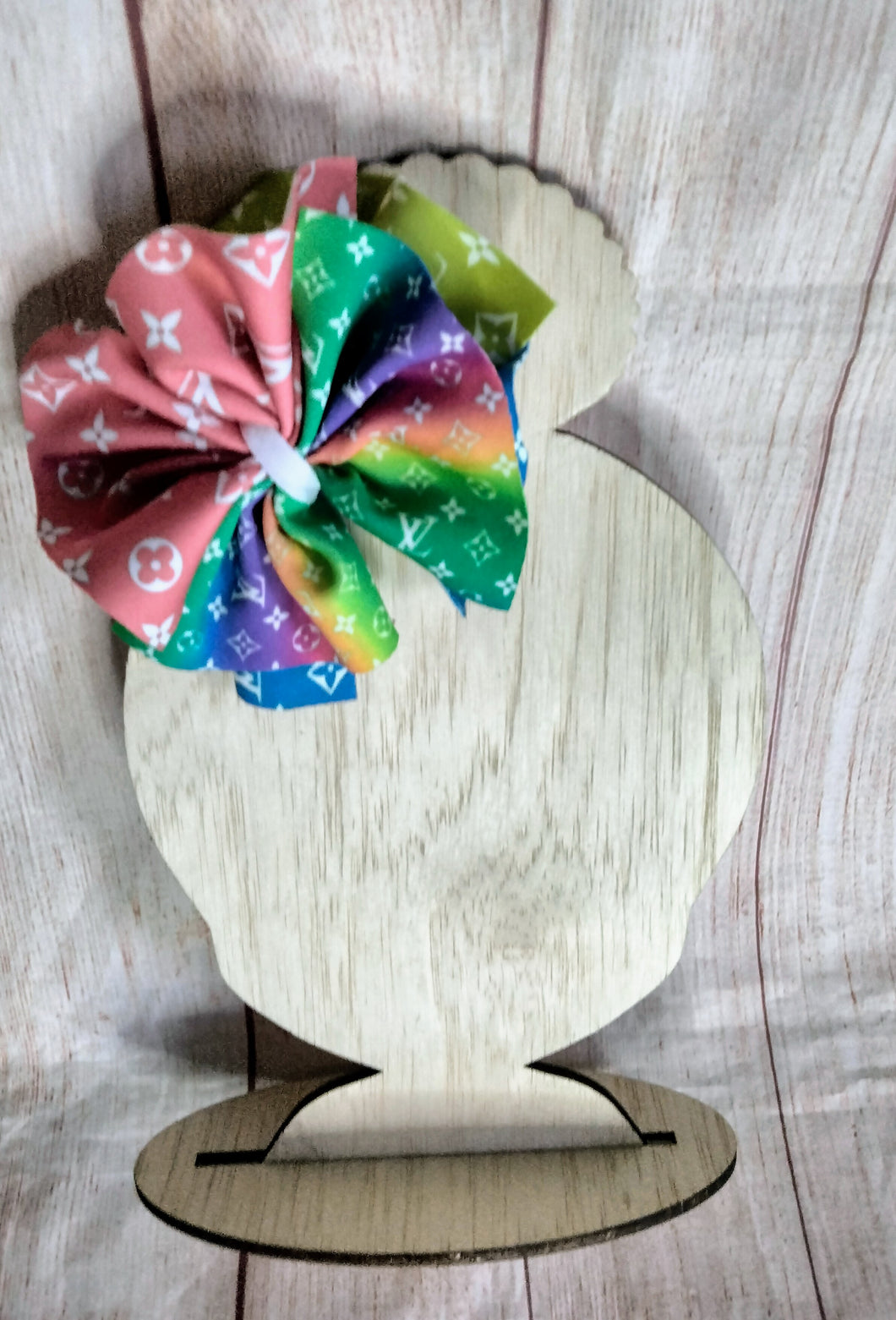 Colorful LV shredded bow