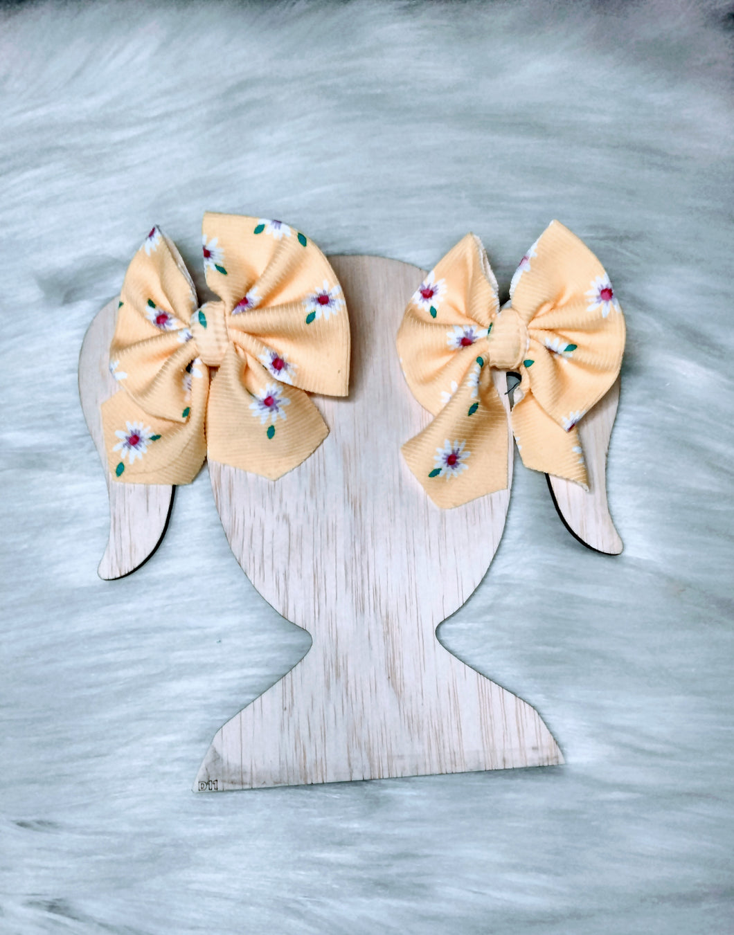 Yellow flower sailor piggies