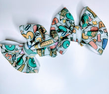 Load image into Gallery viewer, School supplies
