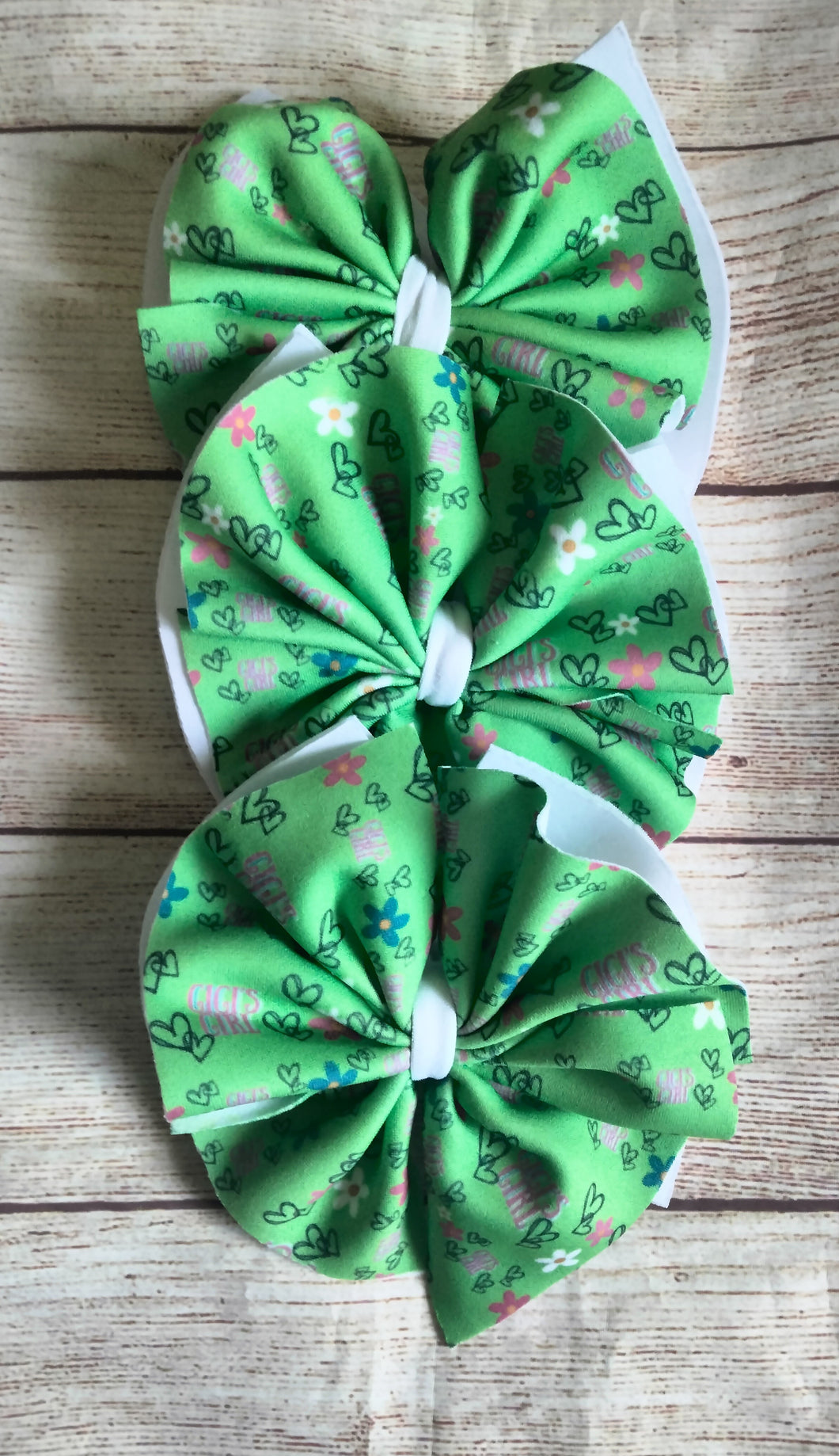 Gigi's girl shredded bow