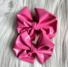 Load image into Gallery viewer, Shiny pink
