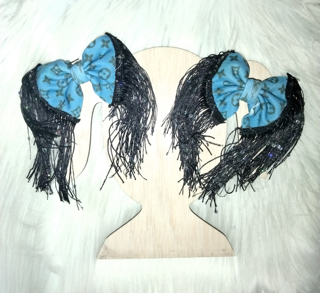 Blue LV fringe piggies