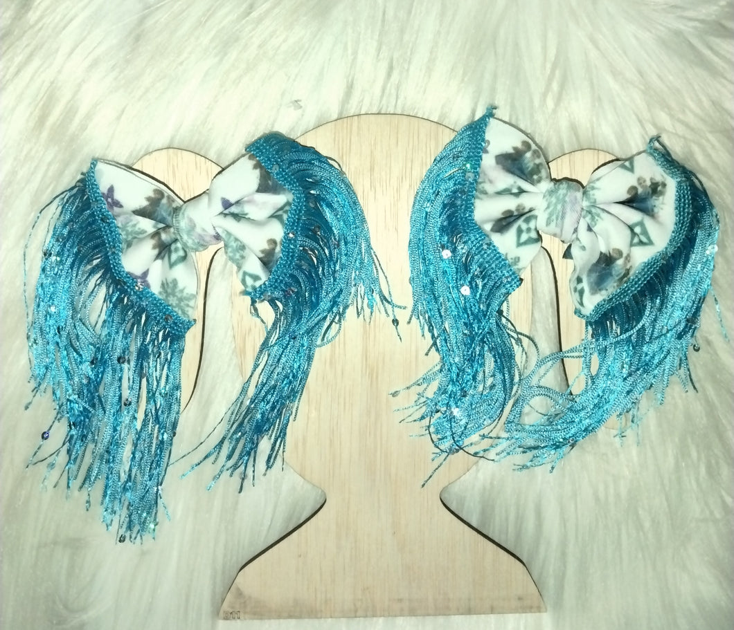 Frozen LV fringe piggies