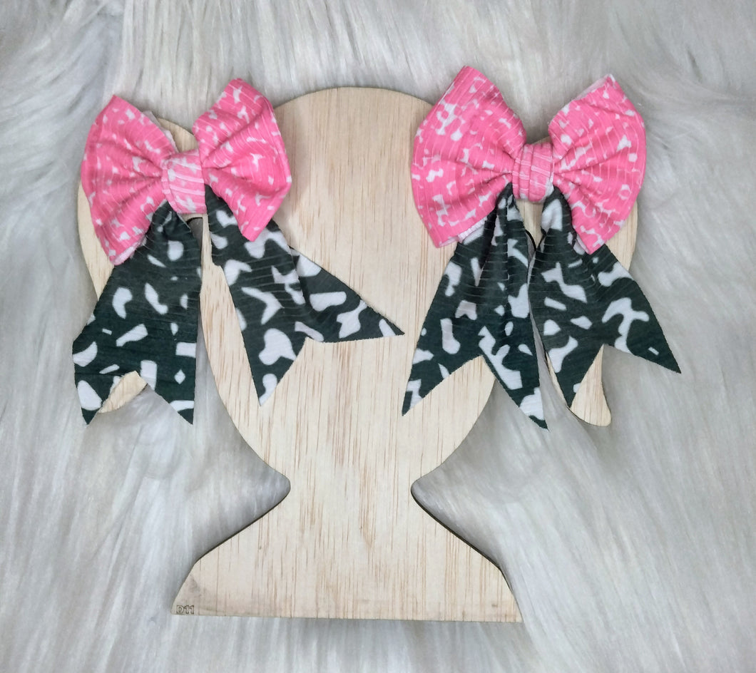 Pink composition sailor piggies