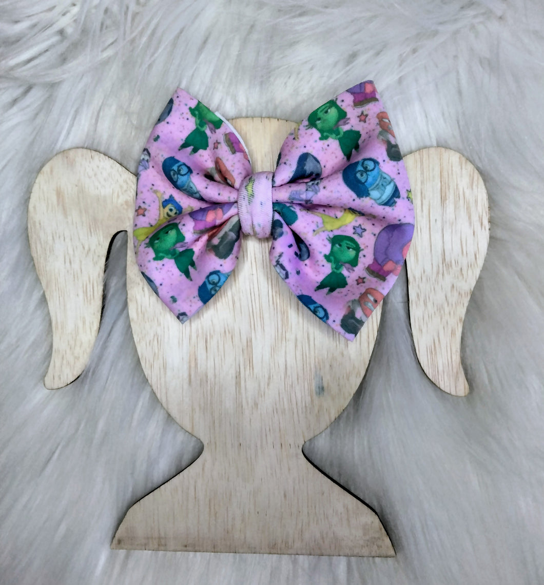 Inside out bow