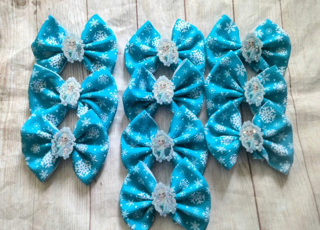 Elsa bows