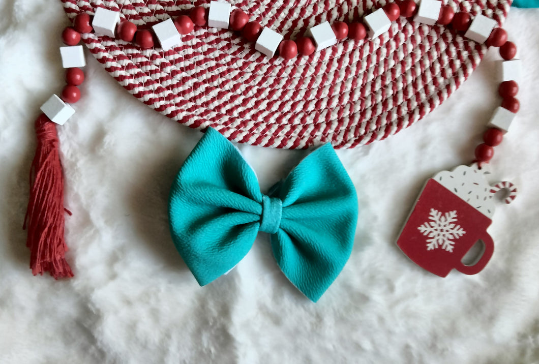 Teal bow