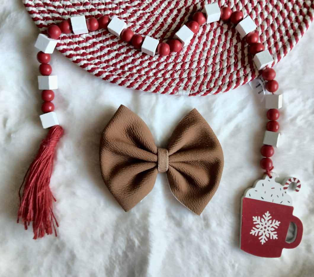 Coco bow