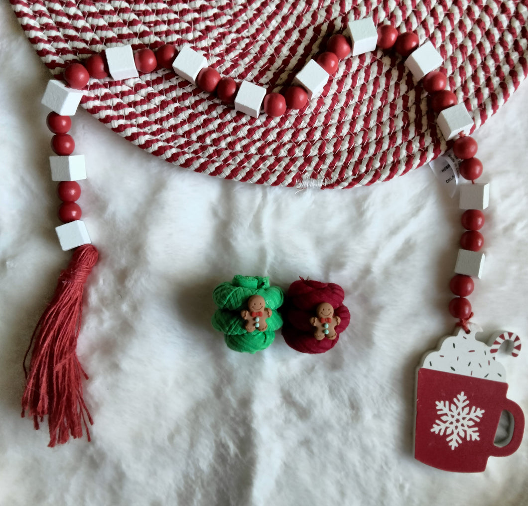 Gingerbread top knots