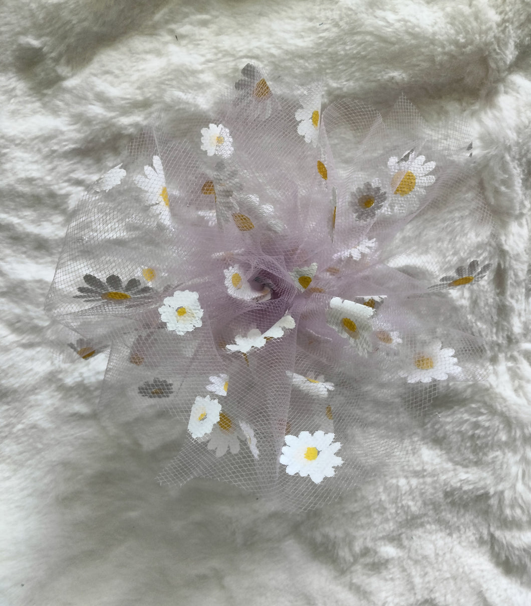 Daisy tulle bow