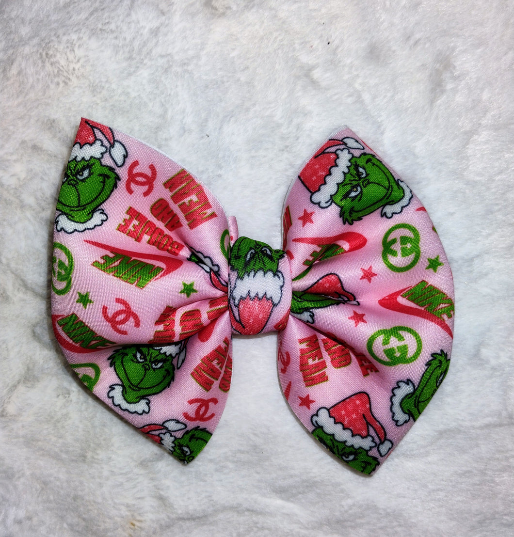 Grinch Nike bow