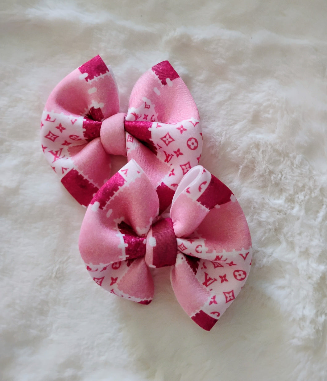 Bow/ piggies pink LV