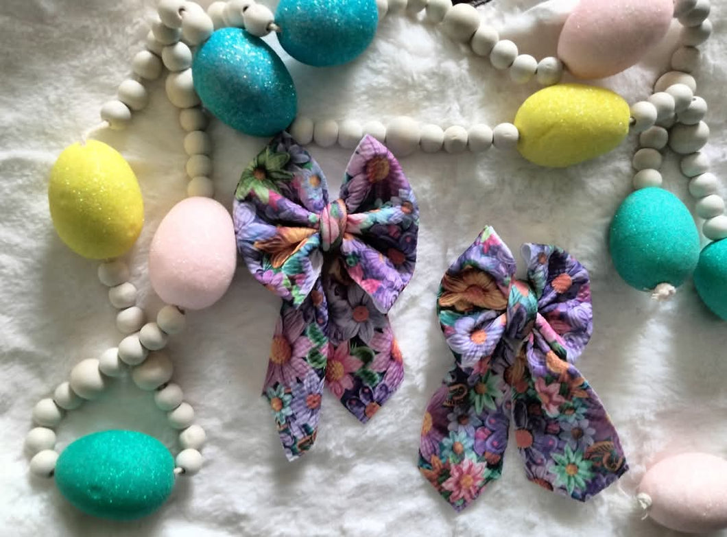 Floral sailor piggies