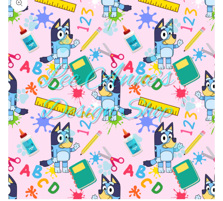 Bow/ piggie bluey school