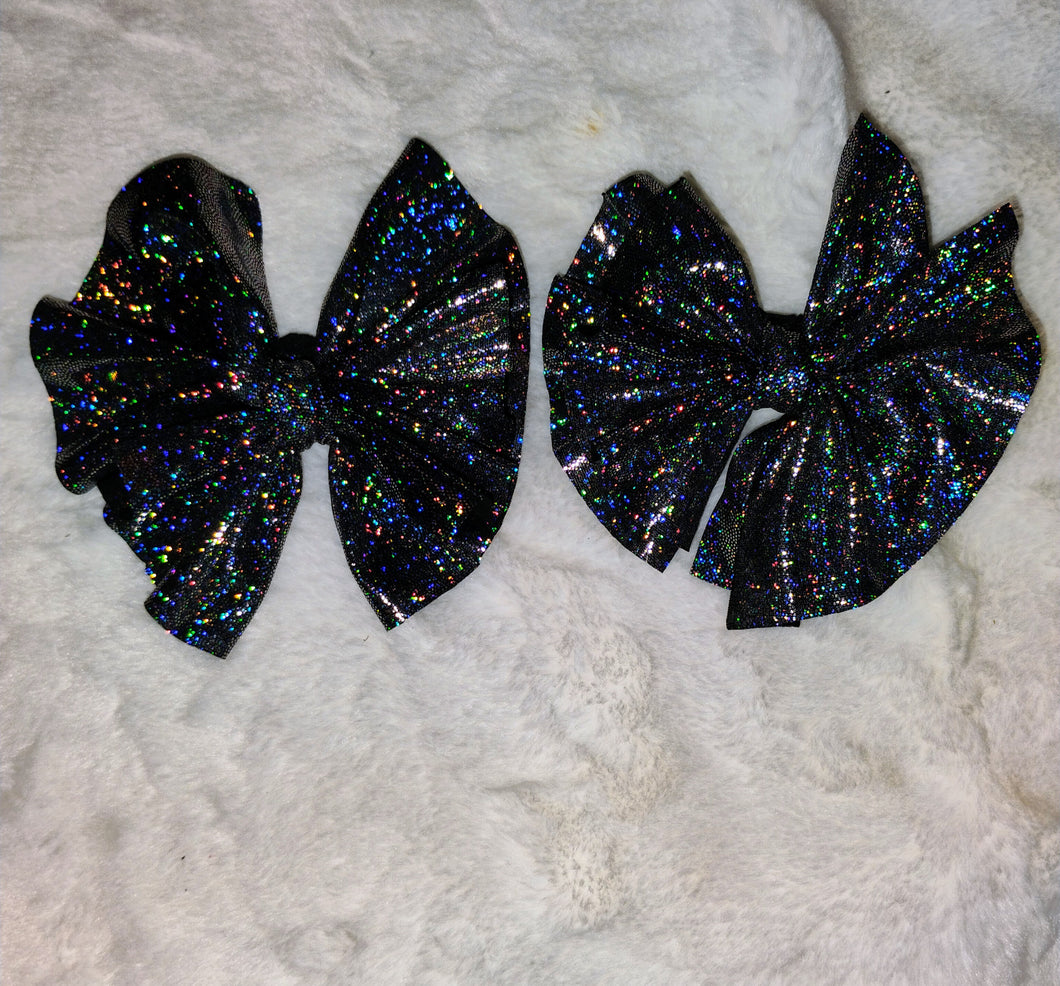 Black sparkle shredded halo piggies