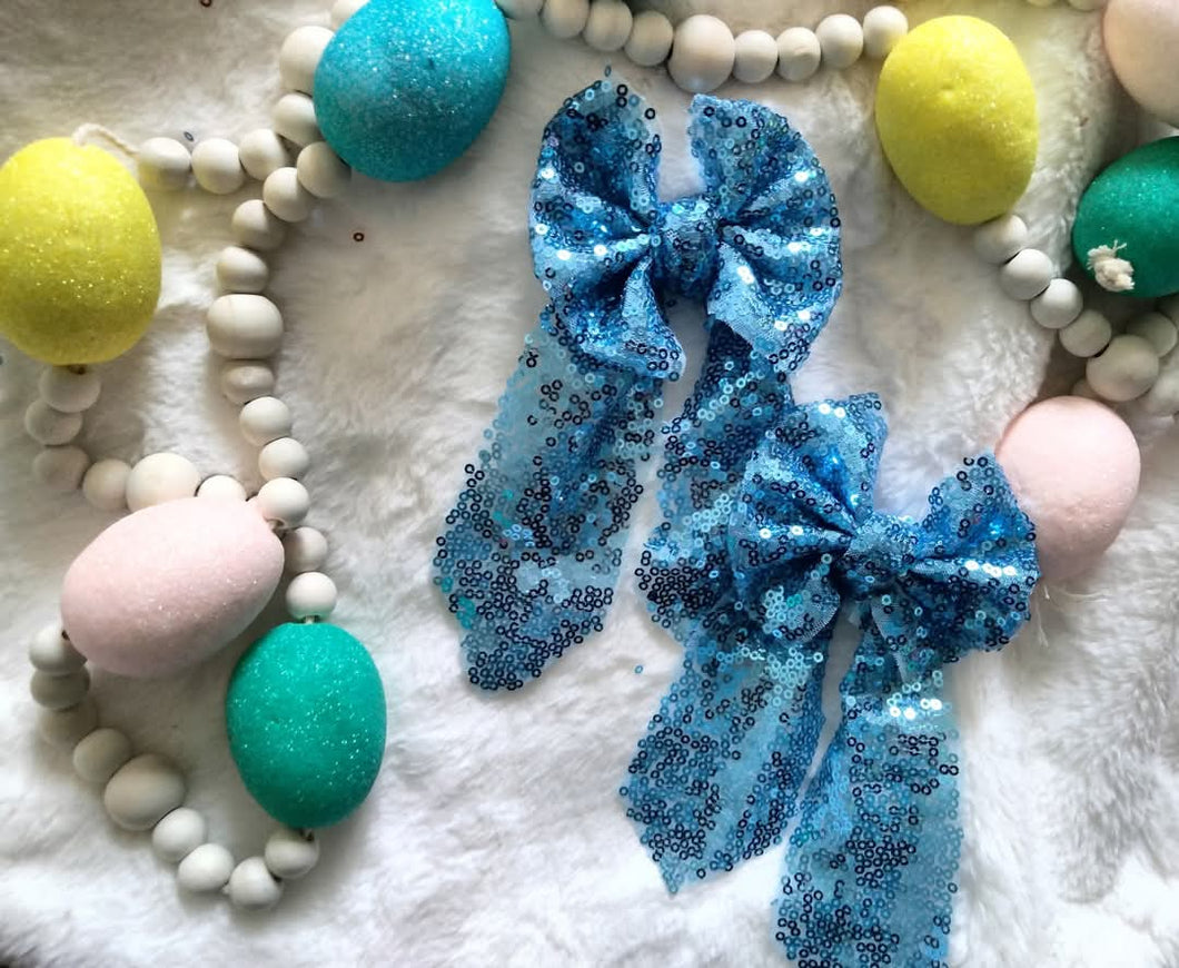 Blue sequin sailor piggie