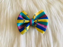 Load image into Gallery viewer, Doll and me tutu with bow
